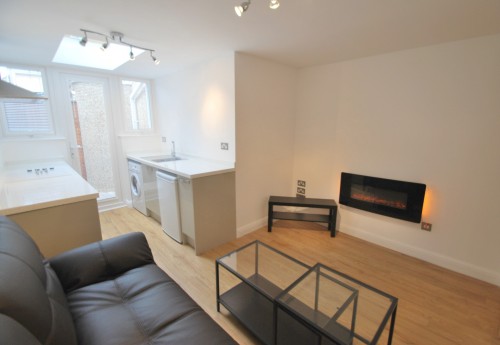 Elm Street - Cardiff Letting Agents
