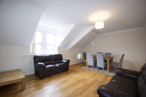 Flat D,  Pen-y-Lan Road - Cardiff Letting Agents